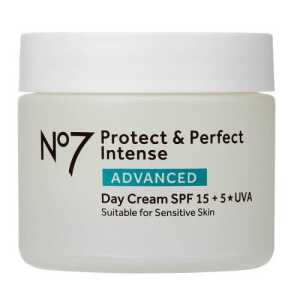 No7 Laboratories Protect & Perfect Intense Advanced Day Cream SPF 15 + 5* UVA